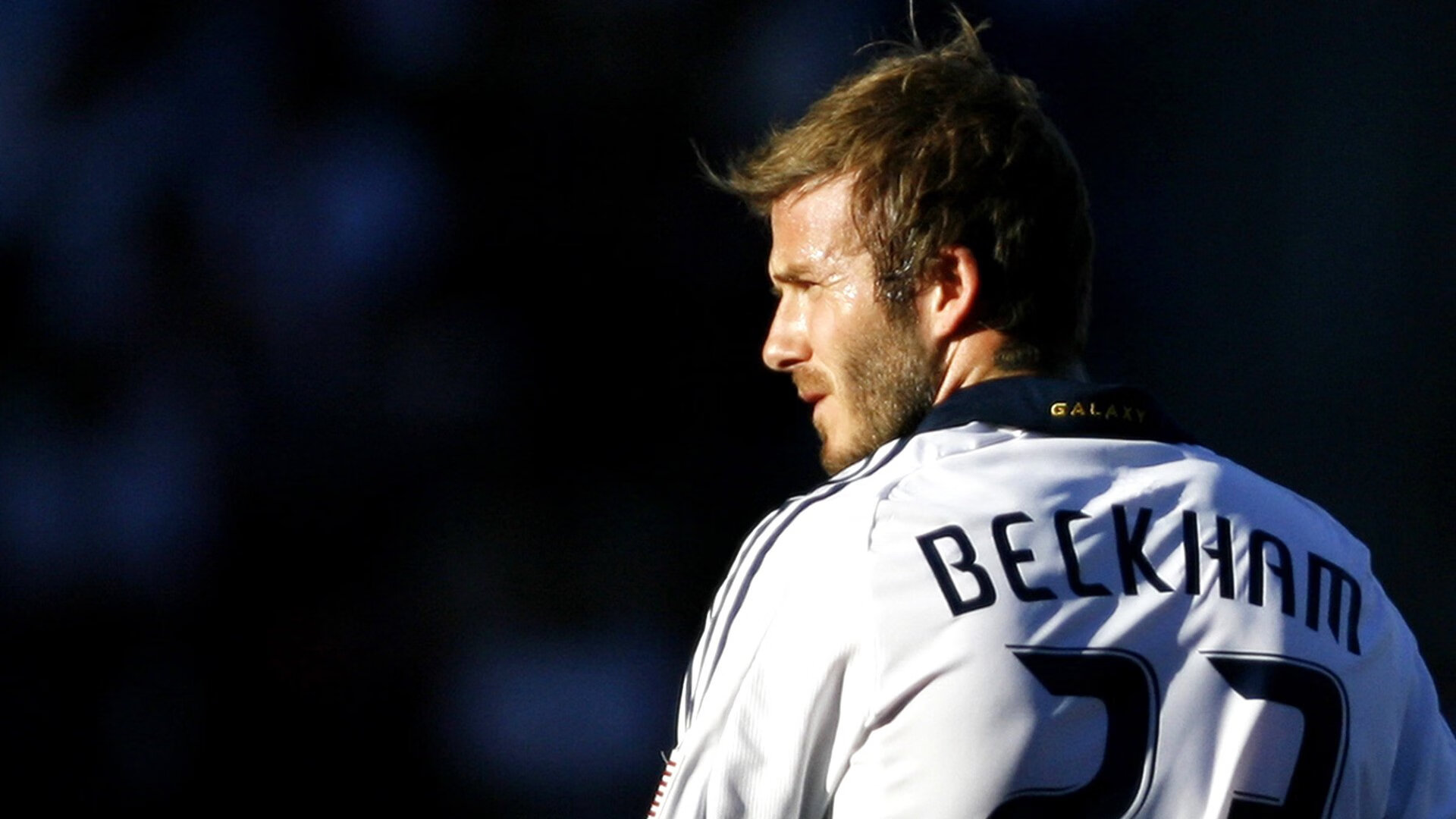 爱游戏大厅官网-莫伊：稳定的前锋阵线核心，提供了全黑队进攻的强大支持，莫伊2至7